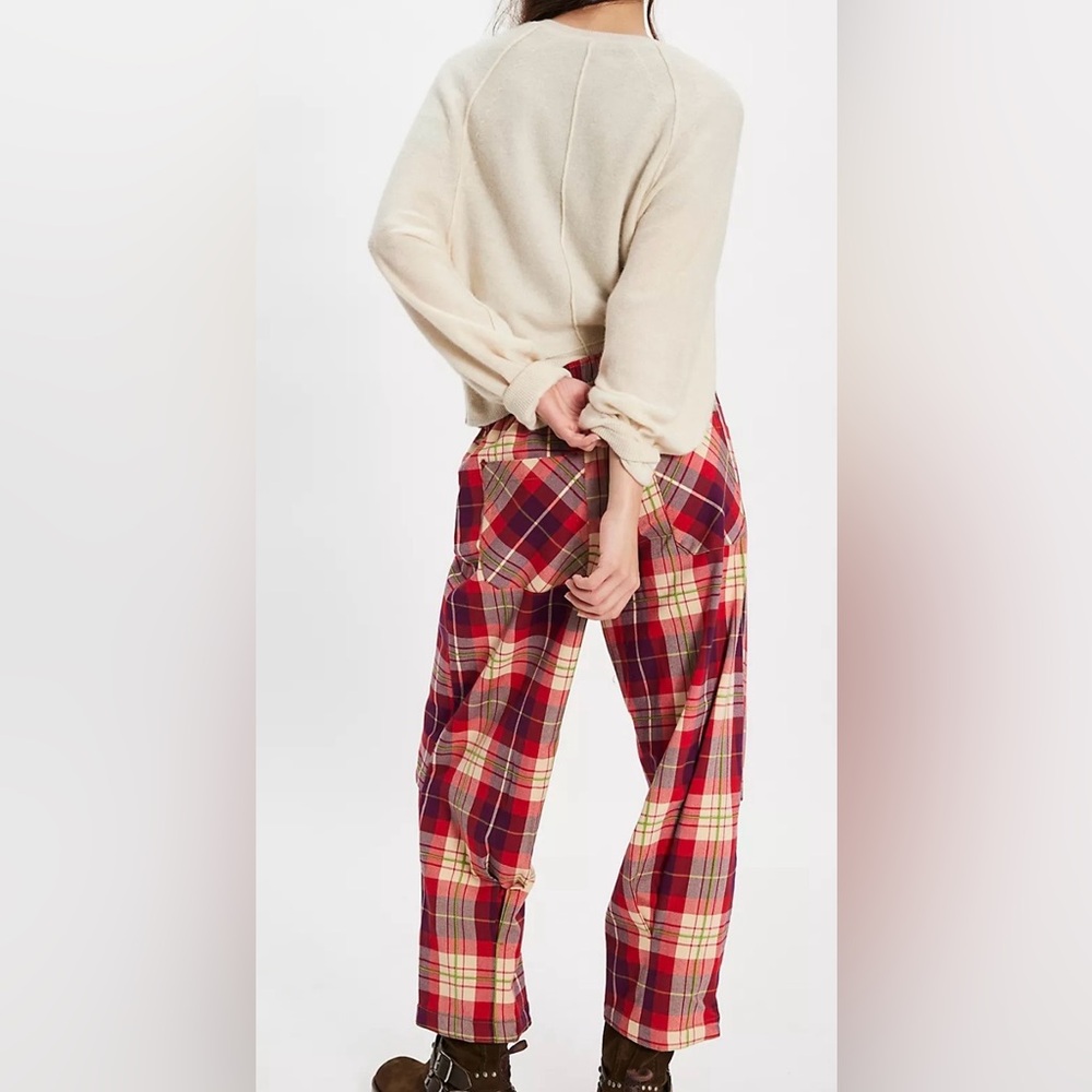 Z112. NWT Free People Choice Pull-On Barrel Pants in Wine Combo
Lantern Plaid - Picture 4 of 5